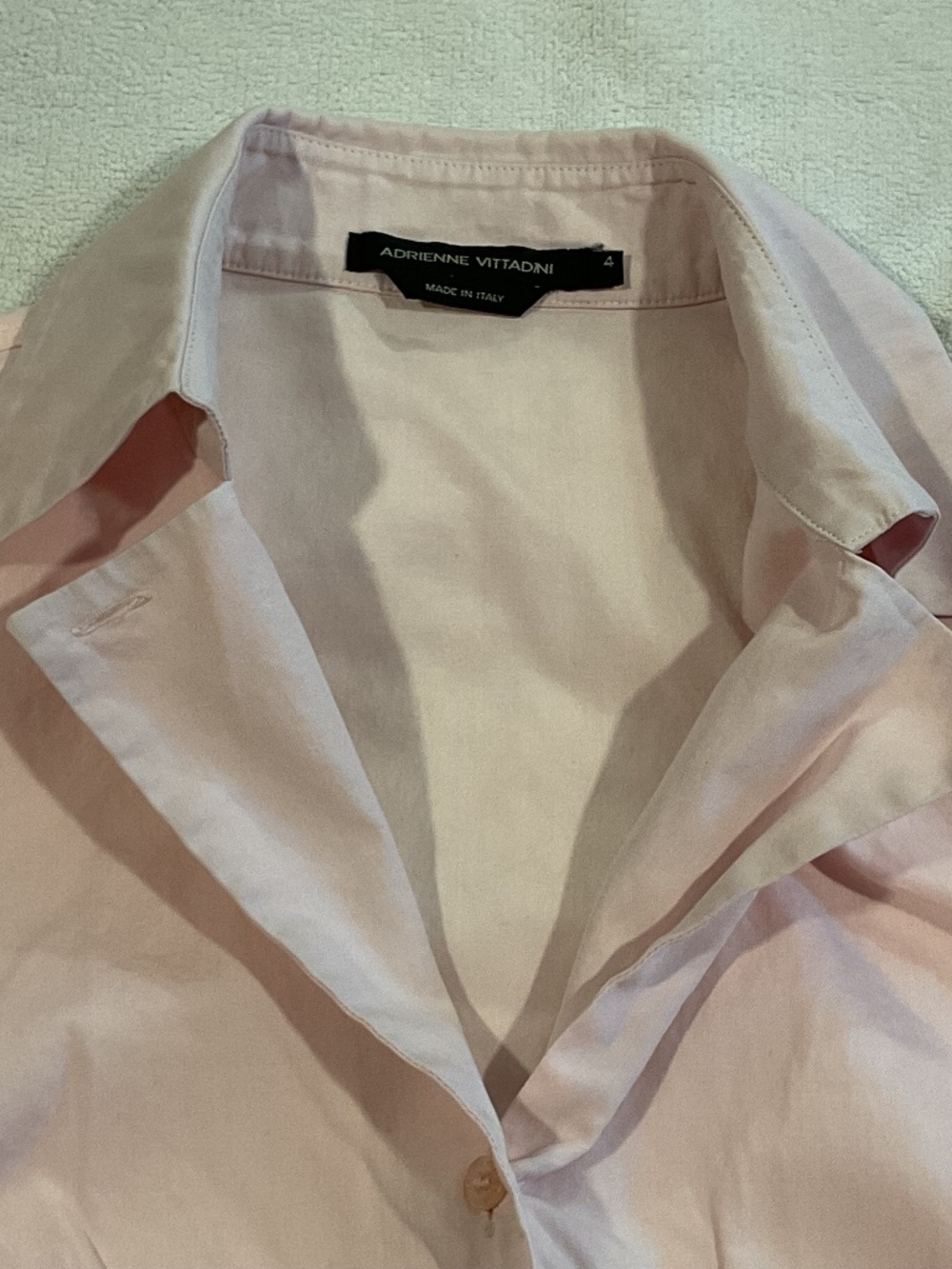 Adrienne Vittadini Pink Collared Button Up, Size 4. Made in Italy - Picture 3 of 10